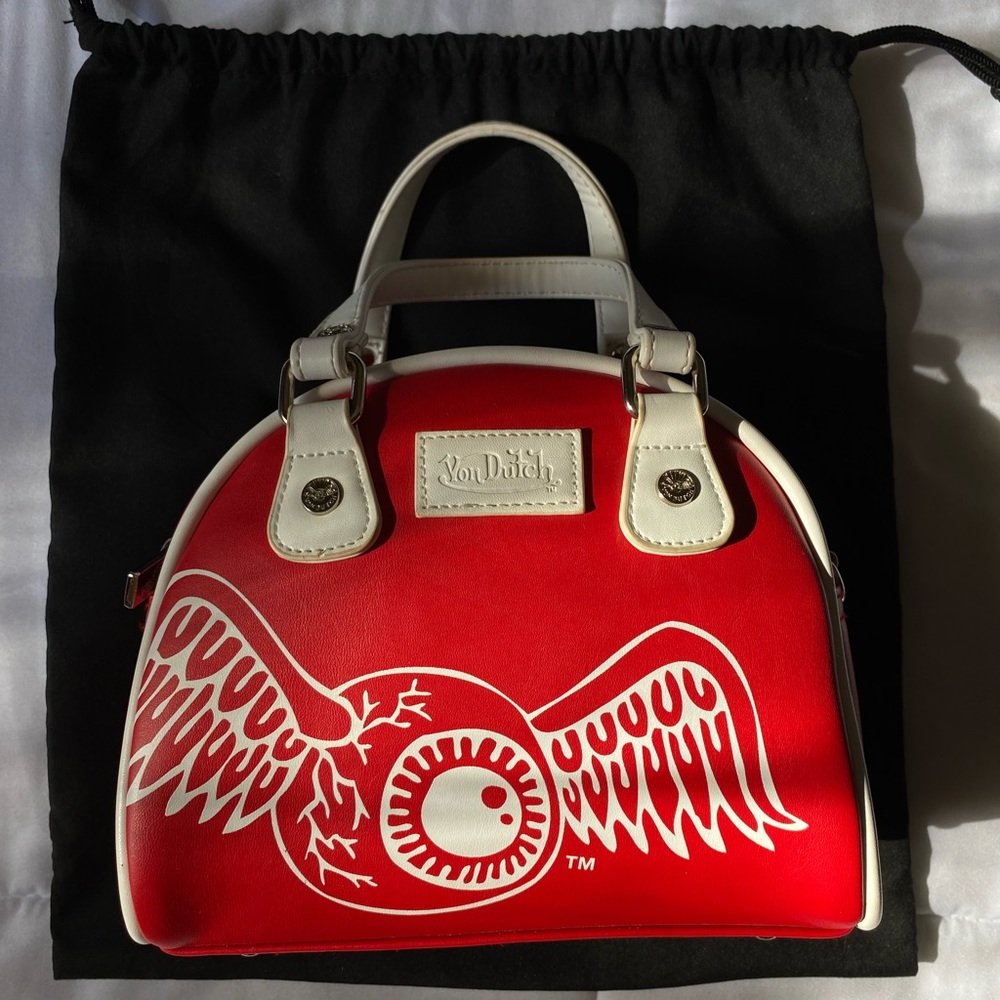 VON DUTCH Limited Classic Red & White mini bowling bag